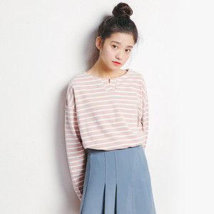 小清新长袖百搭套头T恤