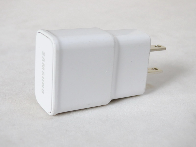 三星充电器鉴别_ipad充电头真假鉴别_充电宝器