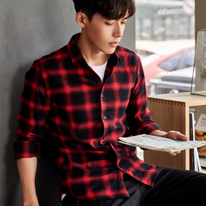 青年格子衬衫外穿港风衬衫