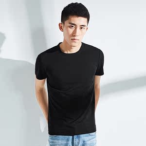 太平鸟男装短袖T恤