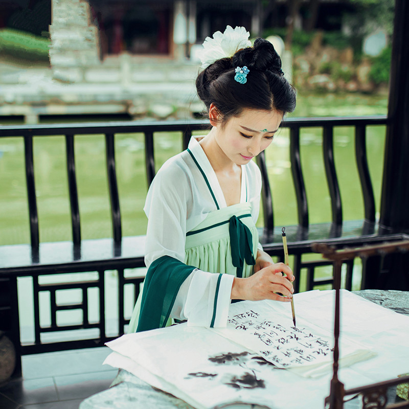 查看正品古装服装仙女唐朝古代汉服演出服舞蹈襦裙 ...