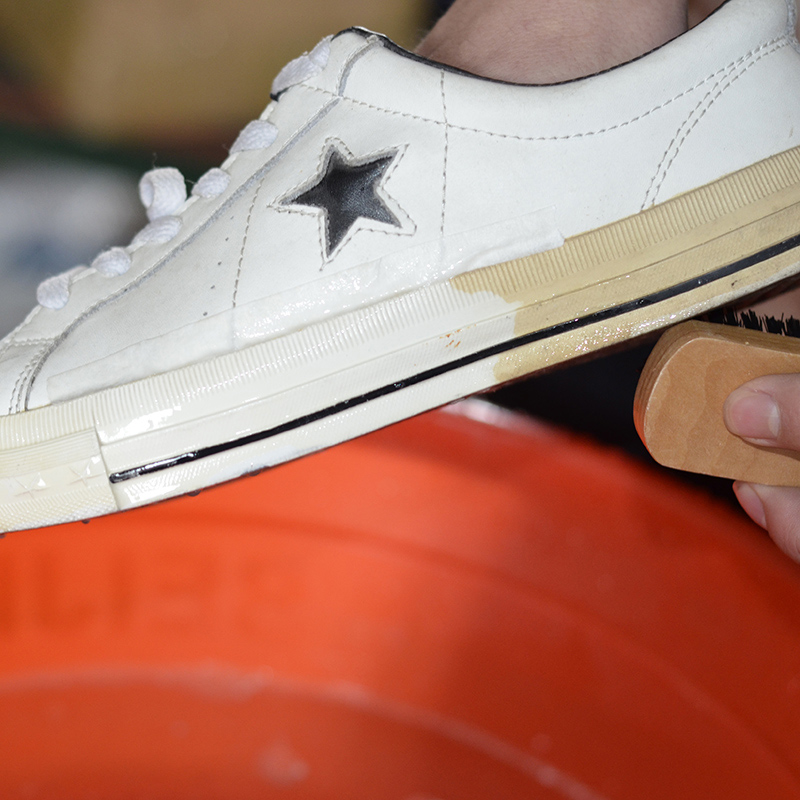 运动鞋清洁剂小白鞋边鞋底氧化发黄去除 洗板