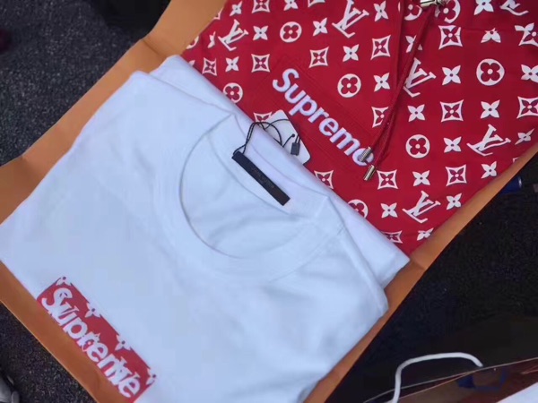 现货louis vuitton lv x supreme box logo 短袖tee 路易威登t恤