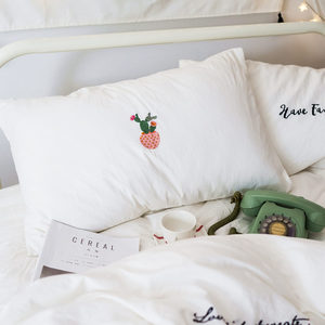 舒适水洗棉刺绣枕套