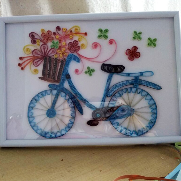 成品衍纸画立体装饰画纯手工拼贴制作流行艺术可爱载花单车自行车