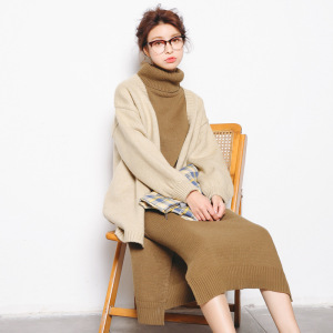 EAL中长款高领针织衫