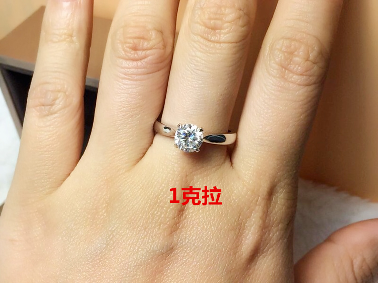 晓梵家仿真钻戒女四爪经典一克拉戒指结婚求婚钻石戒指款情侣对戒