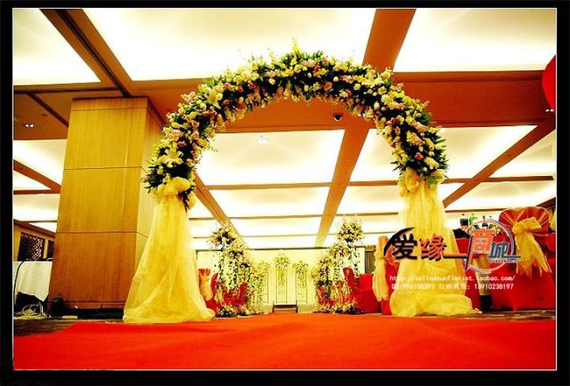 广州结婚会场布置鲜花拱门及路引 婚礼酒店布置