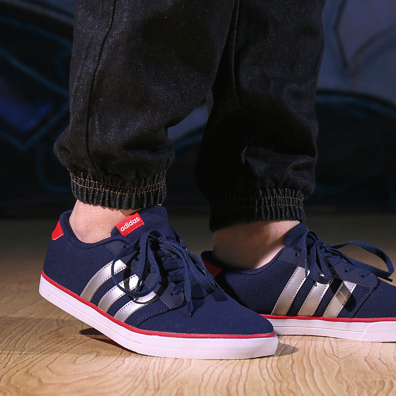 正品[阿迪达斯真假]阿迪达斯吊牌真假评测 阿迪