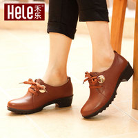 春秋款纯色妈妈鞋中老年平底真皮鞋防滑增高休