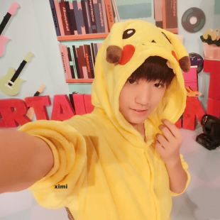 TFBOYS王俊凯王源千玺同款皮凯丘连体<em>睡衣皮</em>