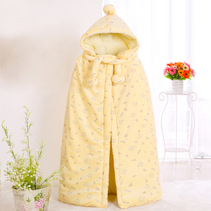 婴儿保暖披风