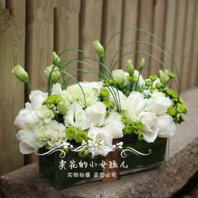 演讲台花 桌花鲜花 会议鲜花商务用花上海玫瑰同城速递签到会议花