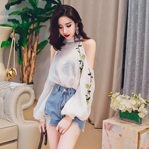 性感挂脖露肩刺绣雪纺衫
