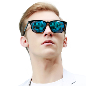 青年个性墨镜