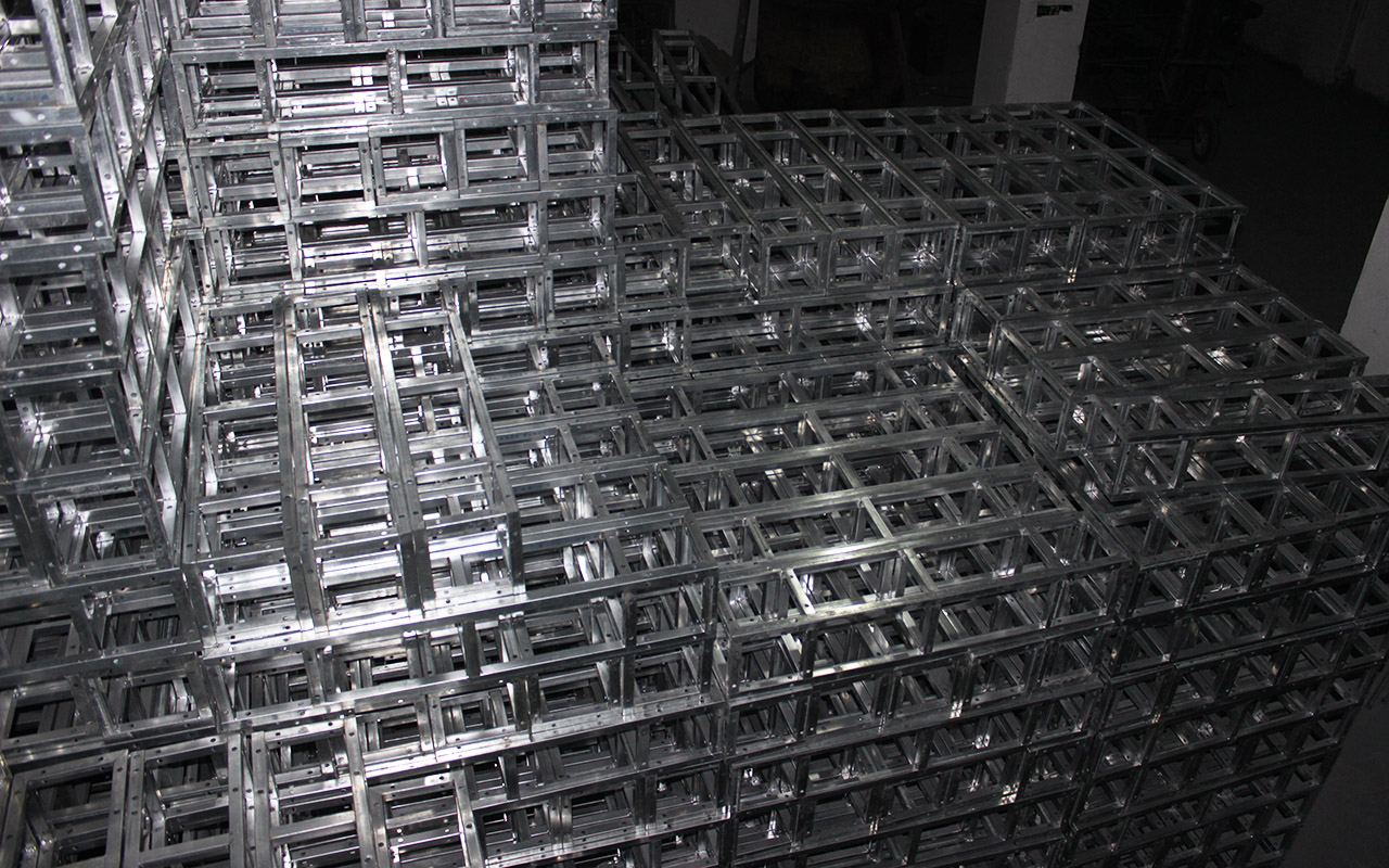 推荐最新热镀锌钢管 热镀锌钢管国标标准信息