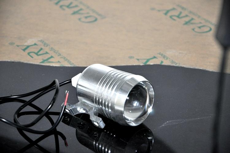 电动车摩托车外置led激光炮u2u5u7超亮外置大灯改装12v48v72v射灯