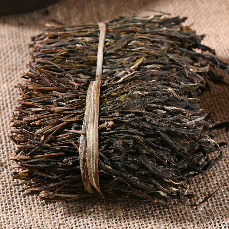 普洱茶生茶乔木古树普洱茶野生乔木老树散茶茶礼盒茶