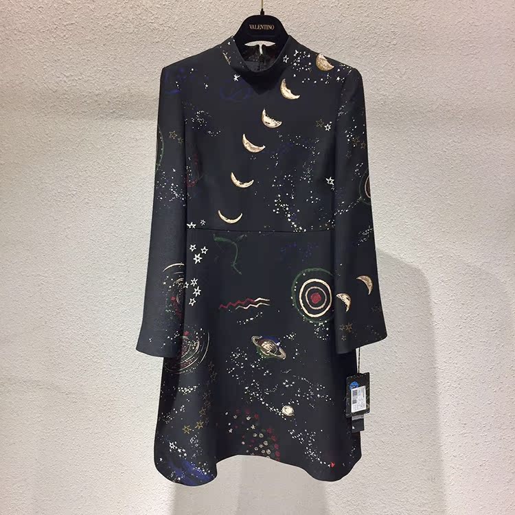 华伦天奴连衣裙夏