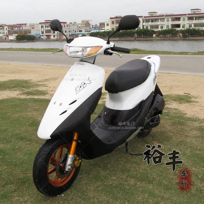日本原装进口本田踏板摩托车二冲程dio35期zx代步50cc燃油助力车