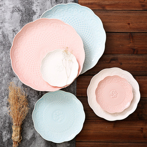 马卡龙色陶瓷盘