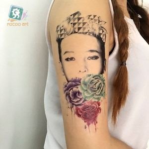 gd脖子后面的纹身图案_女生脖子后面纹身图腾_gd脖子纹身