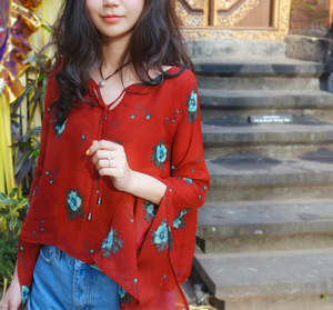 民族风砖红色碎花喇叭袖雪纺衫