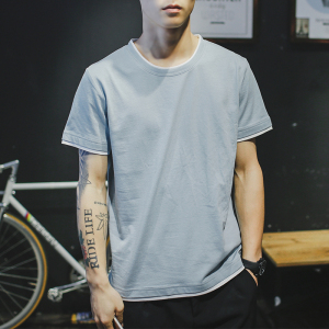 青年休闲简约T恤