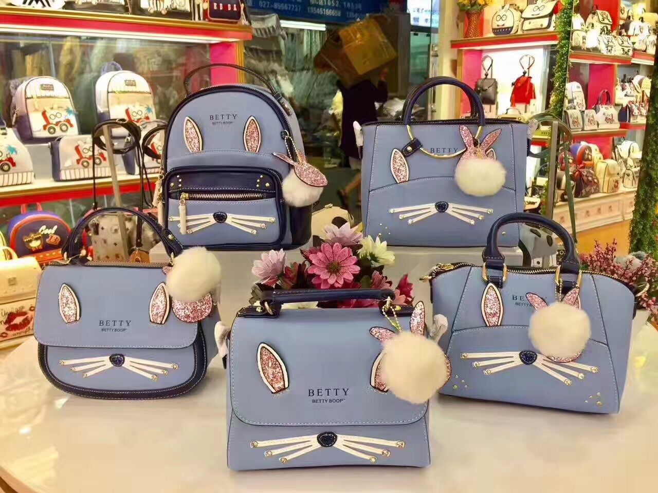 查看淘宝2017新款正品贝蒂包包betty/boop贝蒂女包蓝色小猫咪手提斜