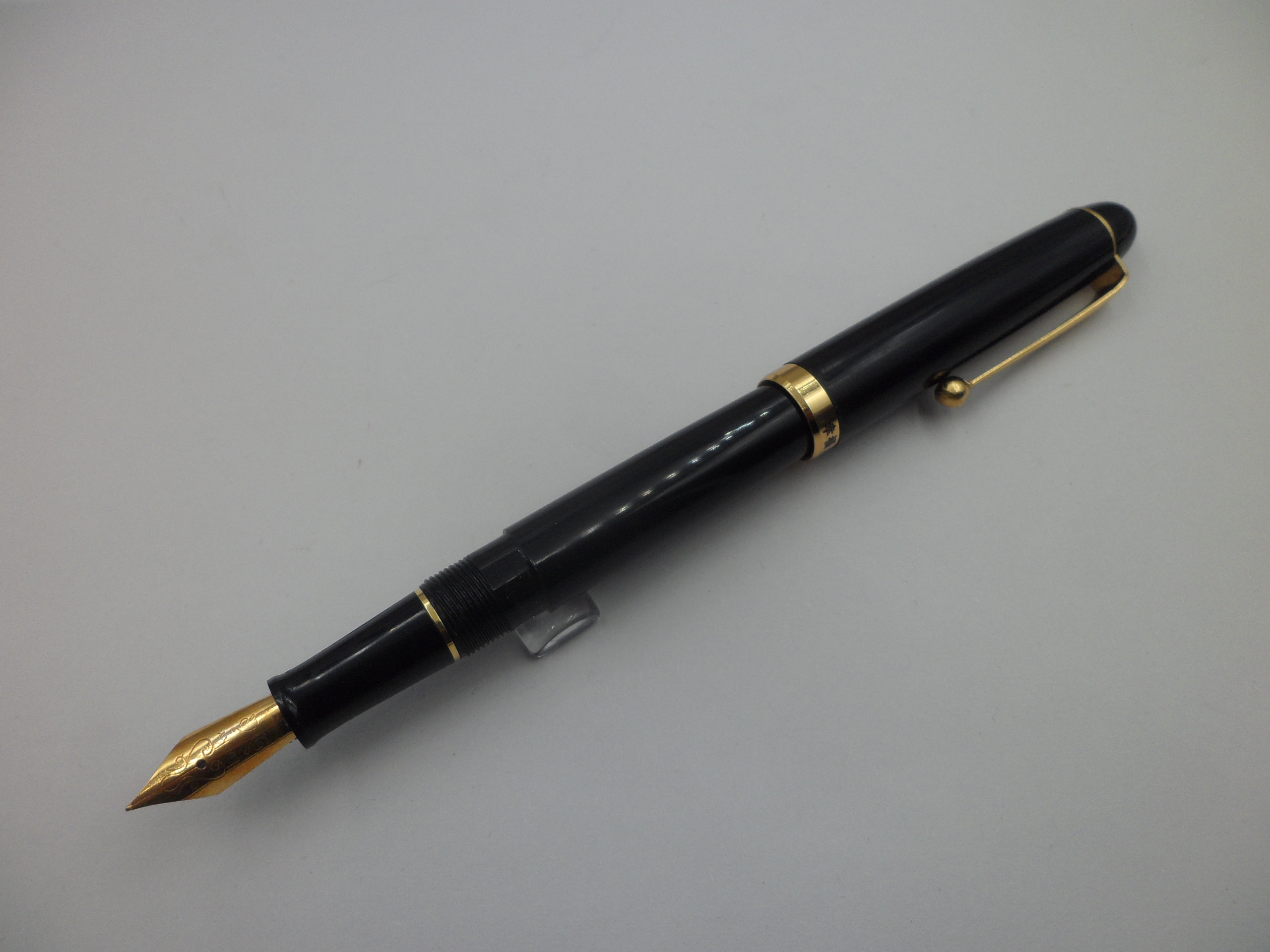 上海正品永生幸福270上下旋转螺帽老式钢笔 经典怀旧特色老款钢笔