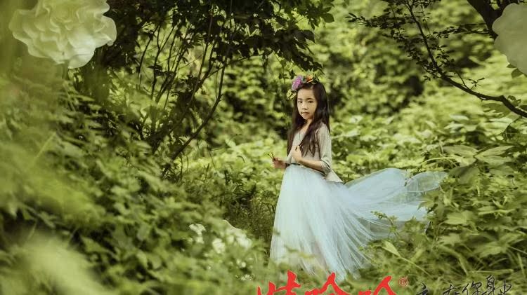 2017新款 韩版 儿童摄影服装6-8岁影楼艺术大女孩影楼拍照写真