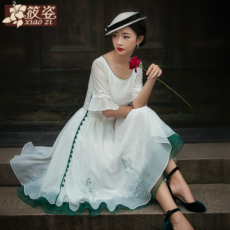筱姿 安静的白丁香2016夏装新款女装绣花五分袖荷叶边及膝连衣裙