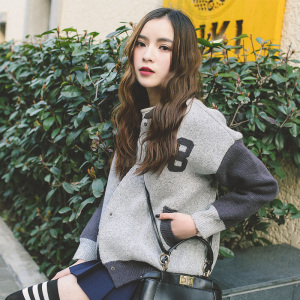 运动风宽松棒球夹克