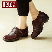 春秋款纯色妈妈鞋中老年平底真皮鞋防滑增高休