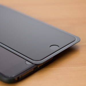 Benks iPhone6sPlus钢化防偷窥玻璃膜