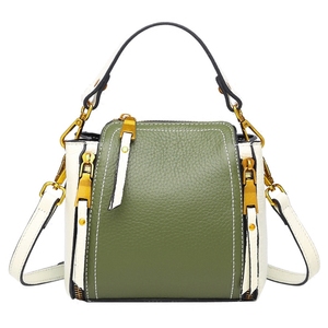时尚撞色迷你斜挎包