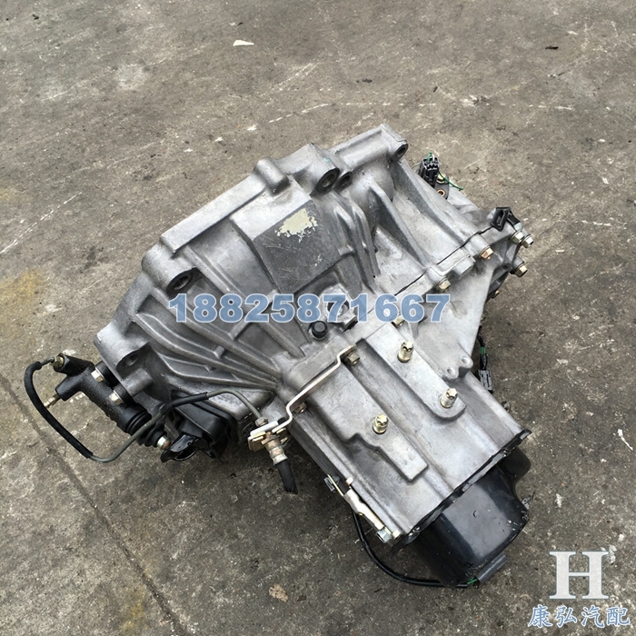 现代 悦动 瑞纳 伊兰特 雅绅特1.4 1.6 i30 a4cf1 自动变速箱总成