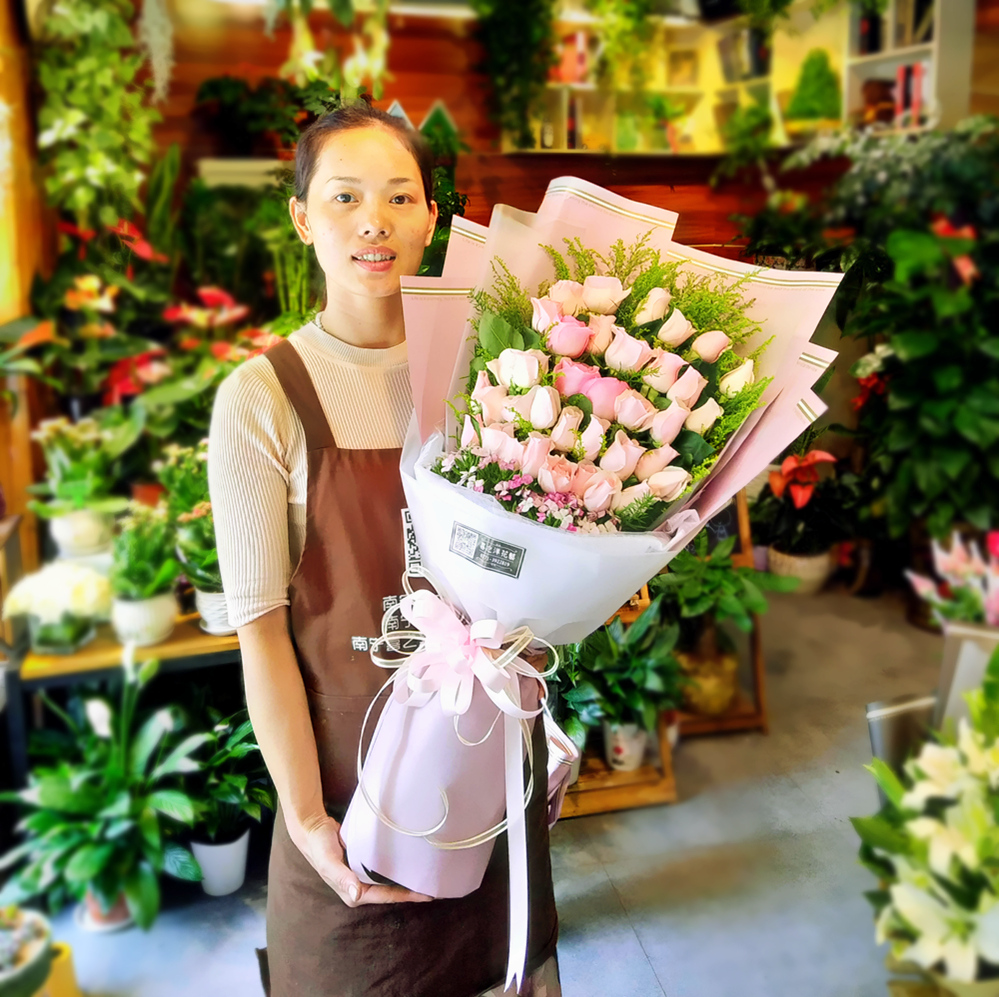 南宁喜之洋鲜花店香水百合生日祝福鲜花南宁同城鲜花速递 热卖