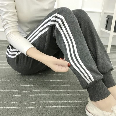 秋冬加绒三条杠运动裤女小脚哈伦裤大码修身收