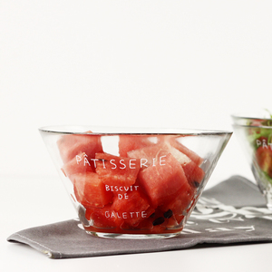 北欧风玻璃碗沙拉碗