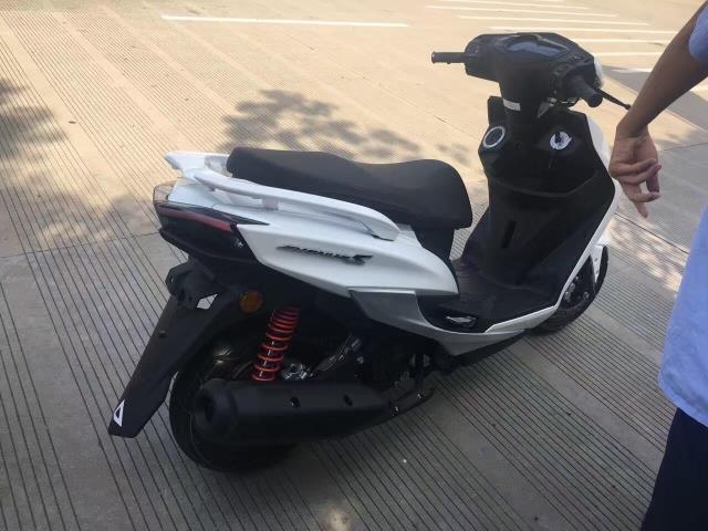 林海YAMAHA 四代目 极光劲战125特仕版 电喷