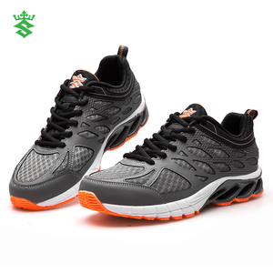 夏季青年运动鞋