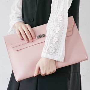 大容量荔枝纹手拿包