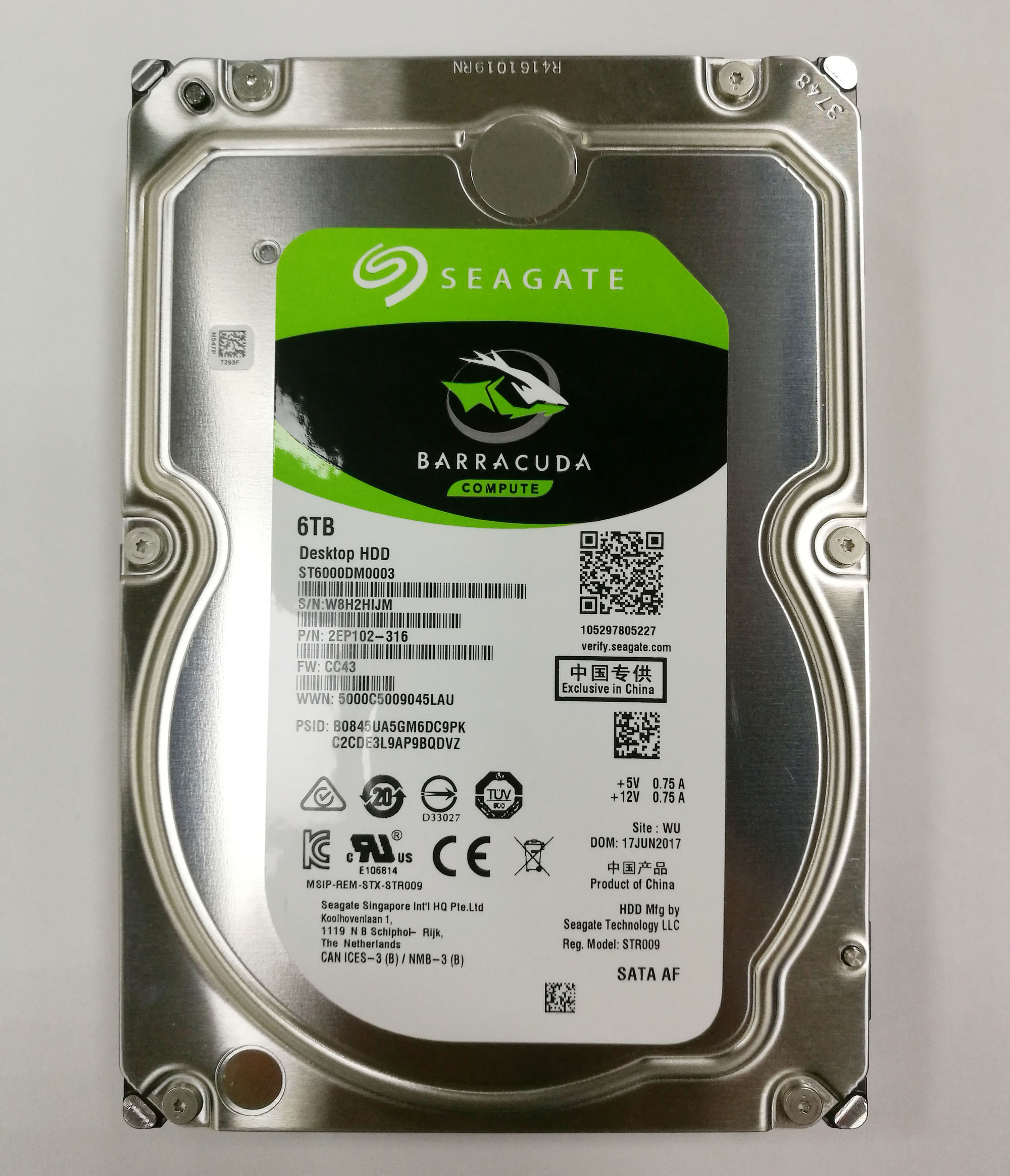 机械硬盘 seagate/希捷 st4000vx007新款酷鹰4t 监控机械硬盘 台式