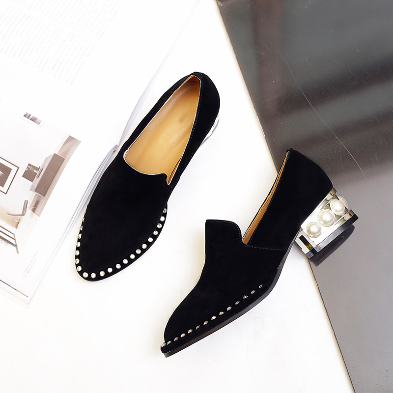 春秋磨砂尖头英伦小皮鞋浅口粗跟珍珠韩版平底水钻单鞋女学院女鞋 ￥