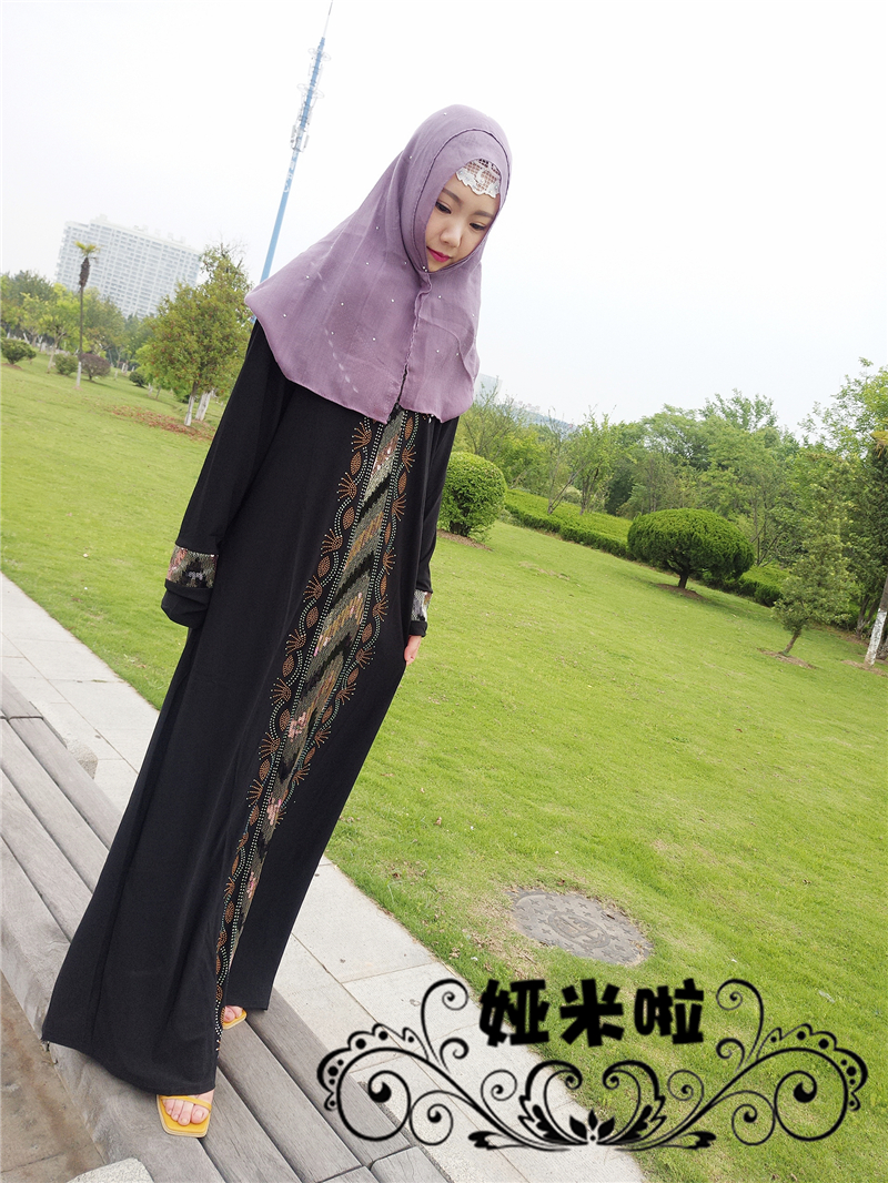 娅米啦2017年穆斯林新款莫代尔棉印花巴服两件套礼拜服斋月特惠款