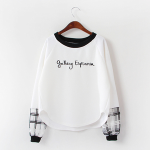 纯色拼接打底卫衣