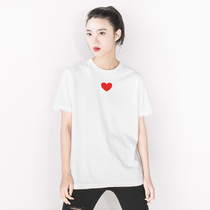 小小的心圆领短袖