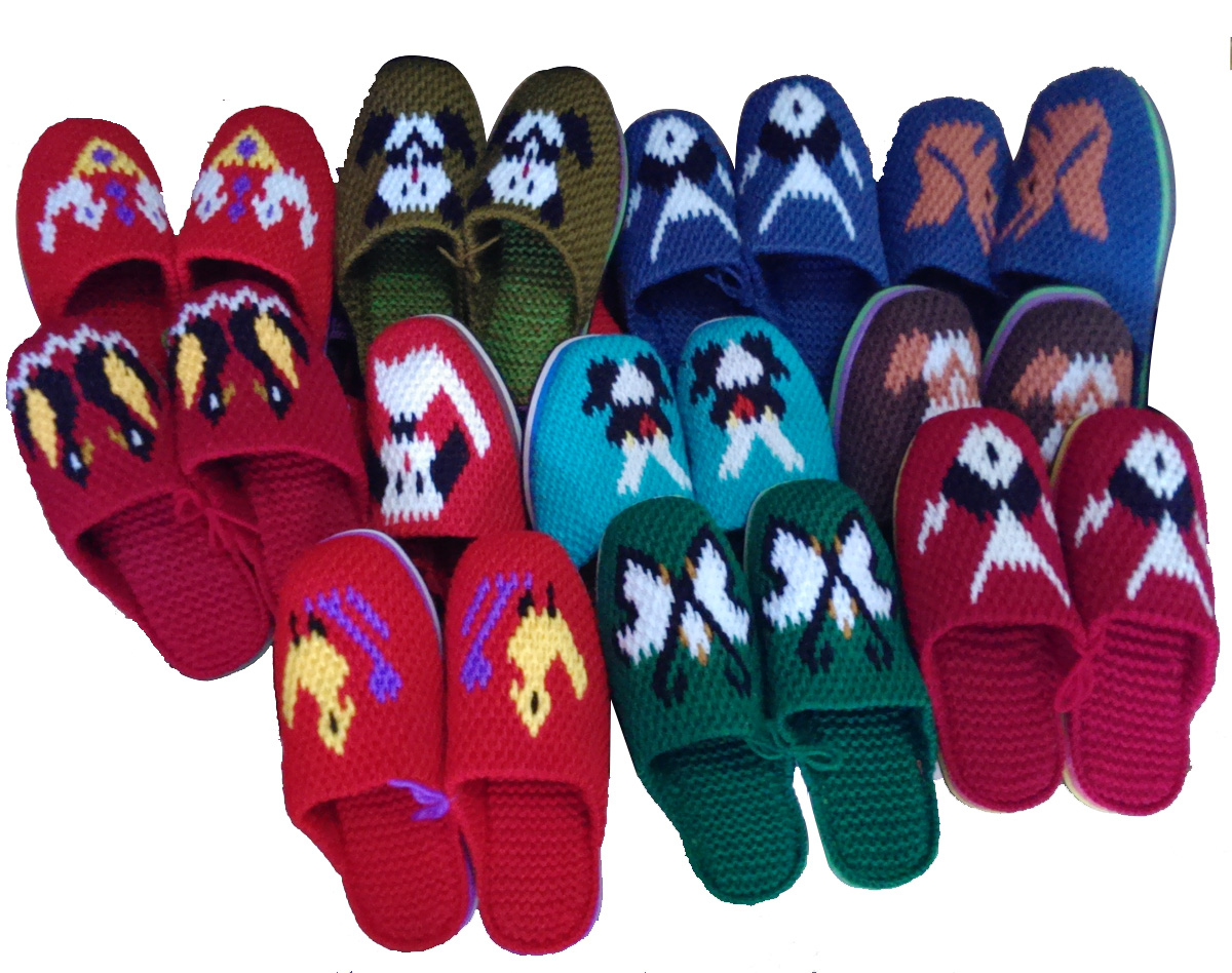 纯手工钩编织情侣婚庆礼品毛线拖鞋 花样多颜