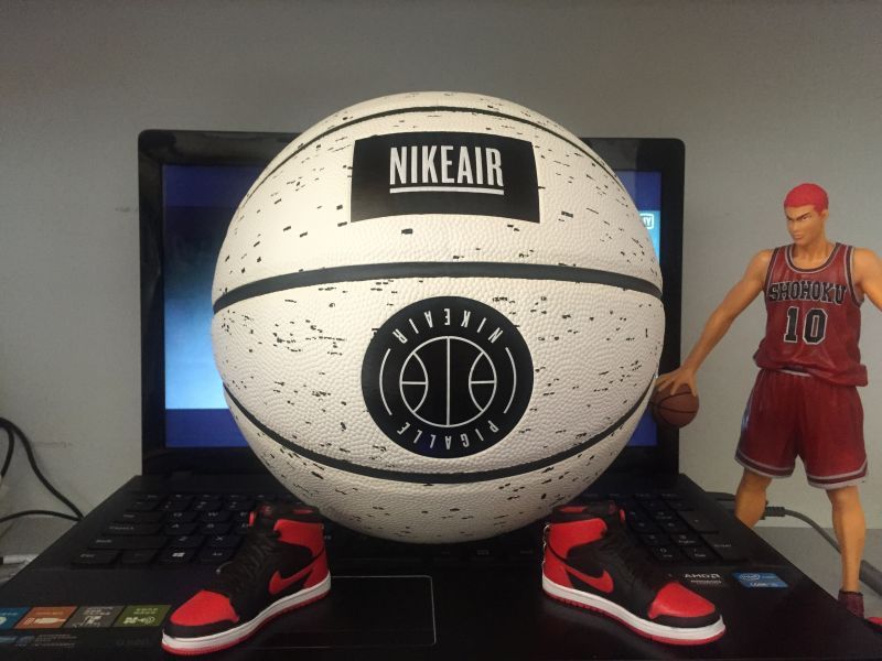 正品[篮球小前锋要练什么]小前锋穿什么篮球鞋